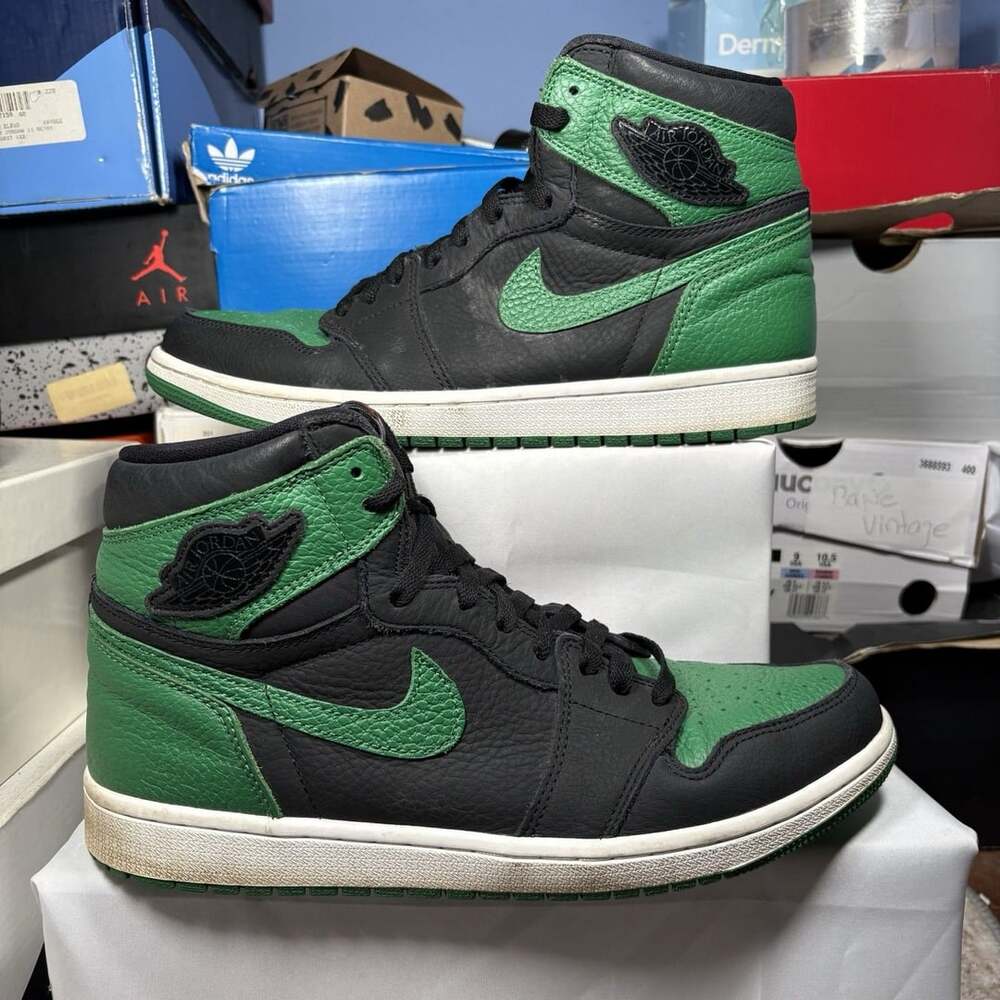 Size 10.5 - Jordan 1 Retro OG High Pine Green 2.0